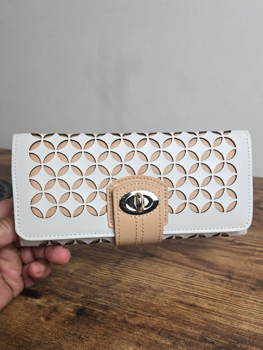 Wolf Chloe Leather Jewelry‎ Roll Clutch White Beige Travel Storage Case